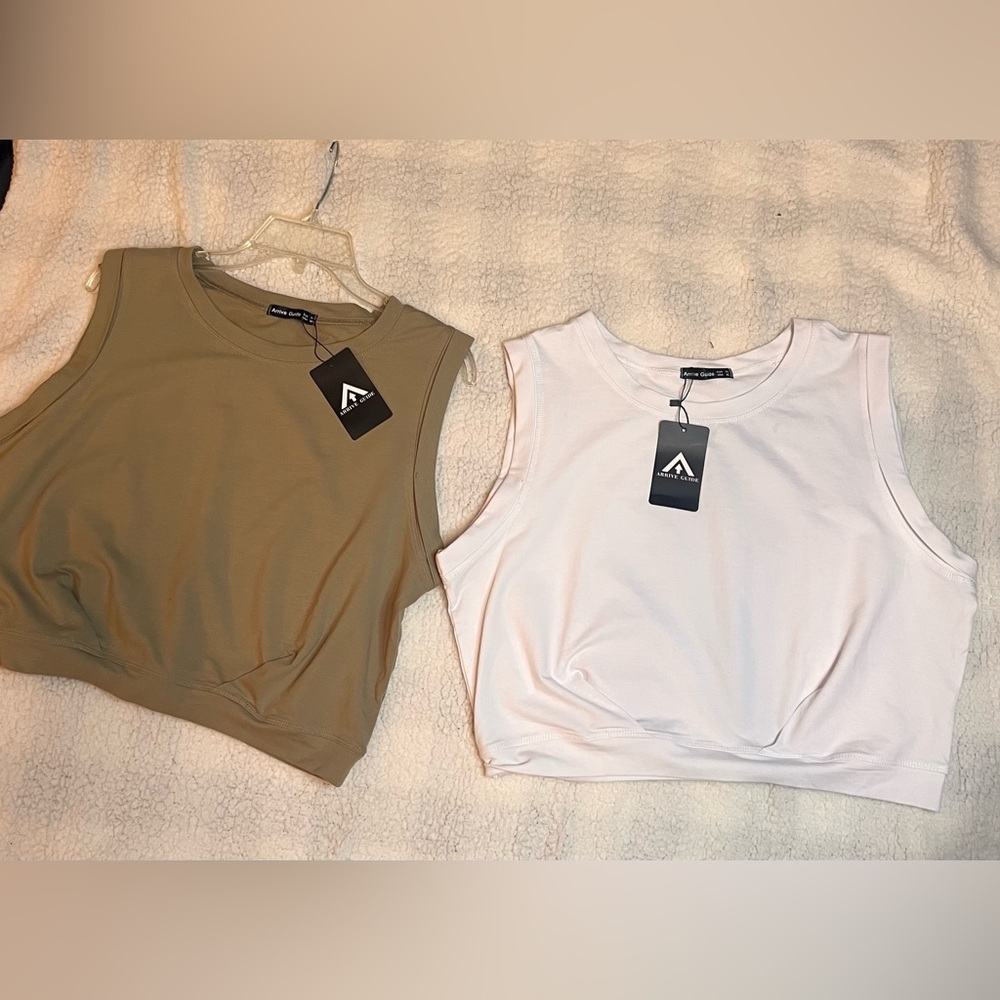 ARRIVE GUIDE Crop Top Athletic Shirt